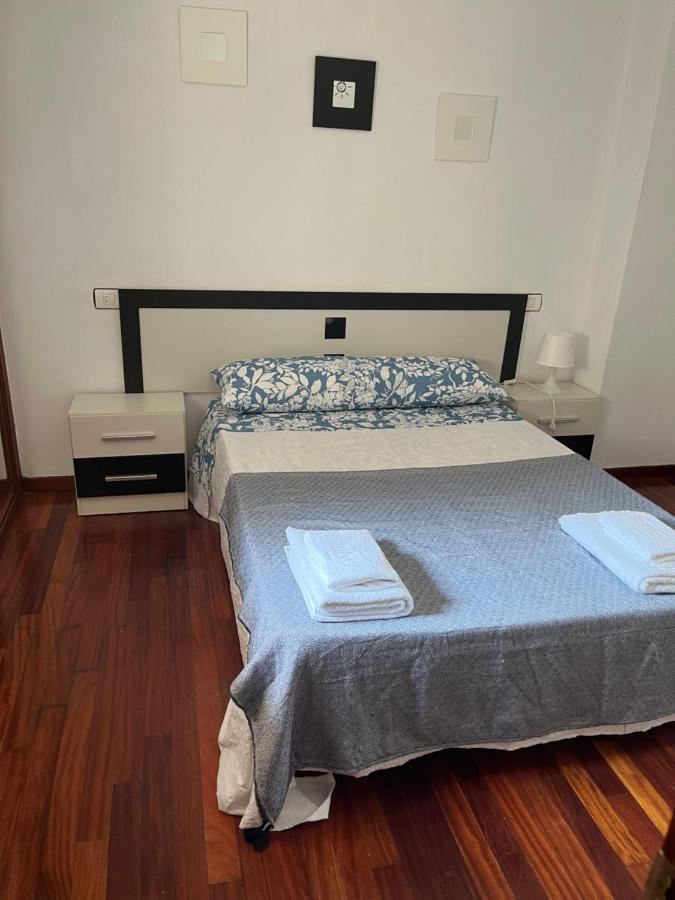 Apartamento Herreria Caldas De Reis Buitenkant foto
